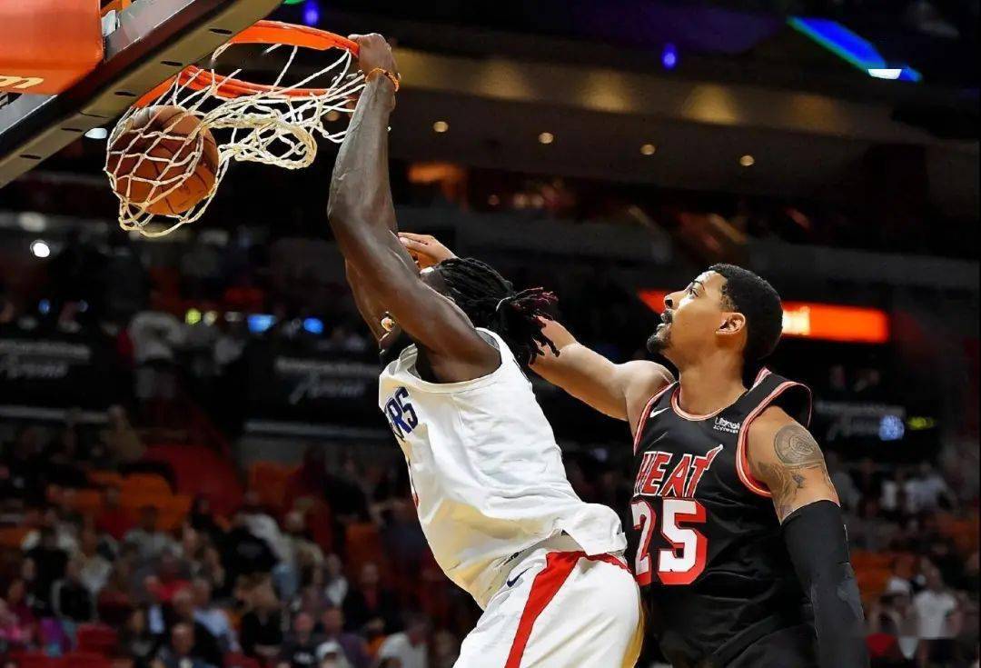 包含里程碑夜！俄克拉荷马雷霆官宣签约；亚冠今晚刷纪录；质疑声仍在；资深球员宣示担当的词条-爱游戏体育app