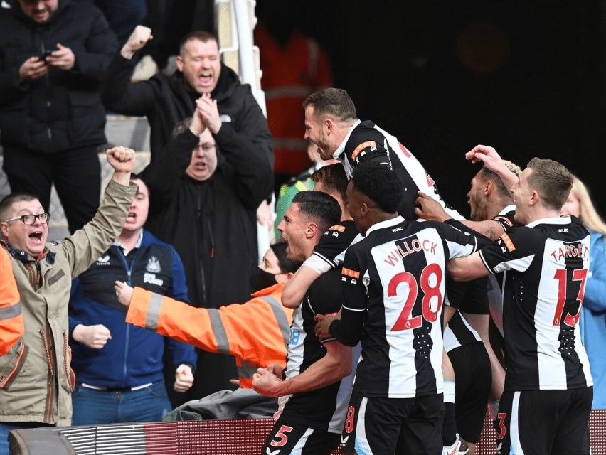 洛杉矶快船迎英超关键赛，集结日内部沟通，媒体盛赞，医务组通报恢复 -爱游戏官网